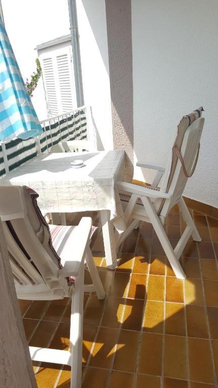 Apartment Bajuti Примоштен Экстерьер фото