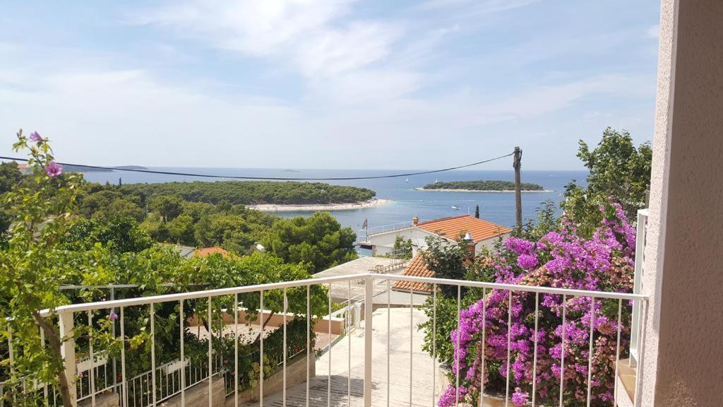 Apartment Bajuti Примоштен Экстерьер фото