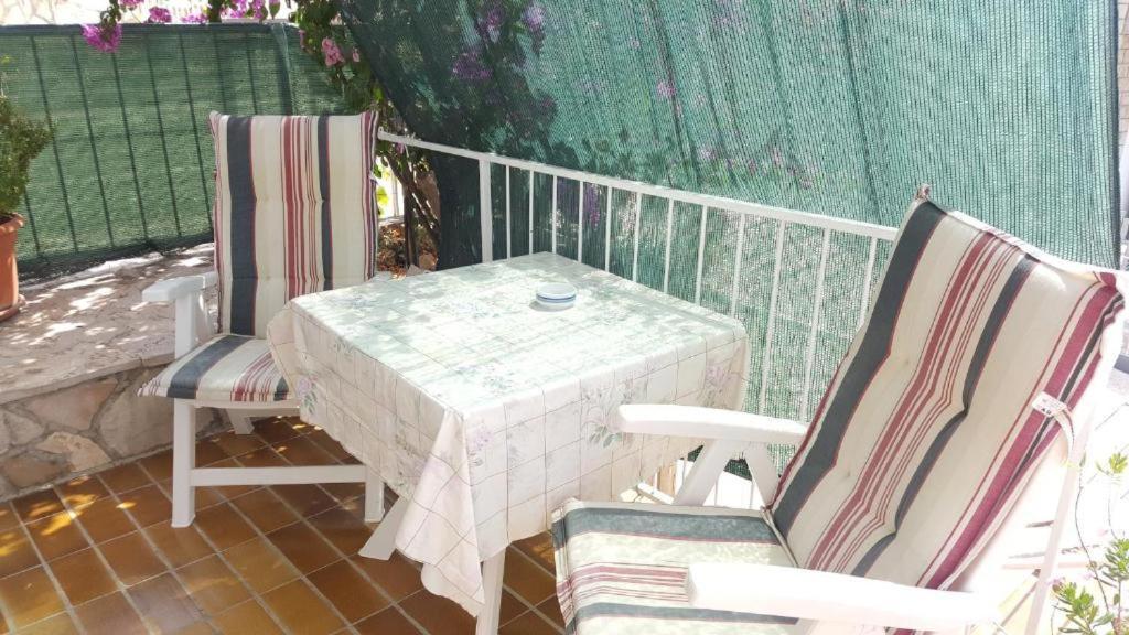 Apartment Bajuti Примоштен Экстерьер фото